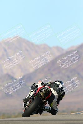 media/Jan-13-2024-SoCal Trackdays (Sat) [[9c032fe5aa]]/Turn 9 Backside (110pm)/